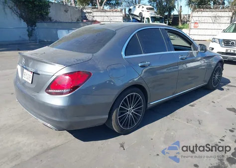 2019 Mercedes-Benz C 300 from USA, damaged, VIN WDDWF8DB0KR501297